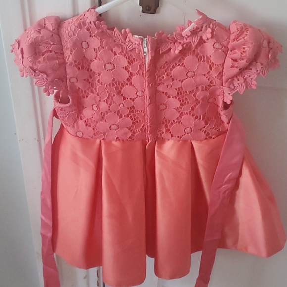 Coral 12 months dress - Picture 2 of 4